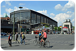 Busparkplätze am Bahnhof Berlin-Zoologischer Garten