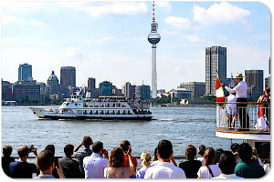Sightseeing Dampferfahrt durch Berlin