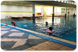 Schwimm- und Sprunghalle im Europasportpark Berlin