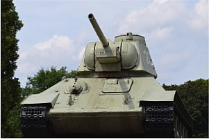 Panzer T34 im Russisches Ehrenmal
