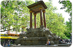 St. Georg-Brunnen am Mommsen-Eck St. Georg-Brunnen