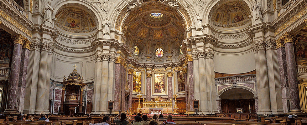 Altar Kaiser Dom am Lustgarten