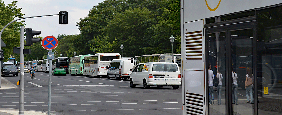 Bus parken Berlin Hauptbahnhof