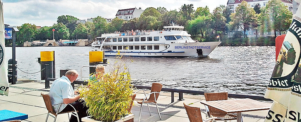 Anlegestelle Uber-Arena