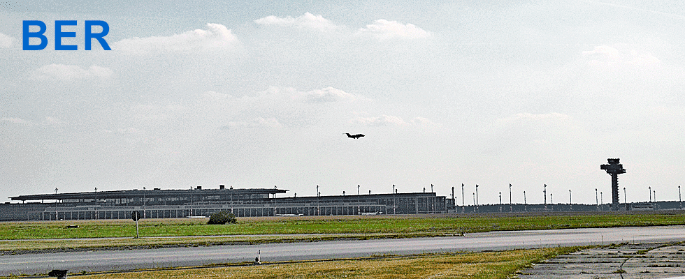 Flughafen BER Abflug