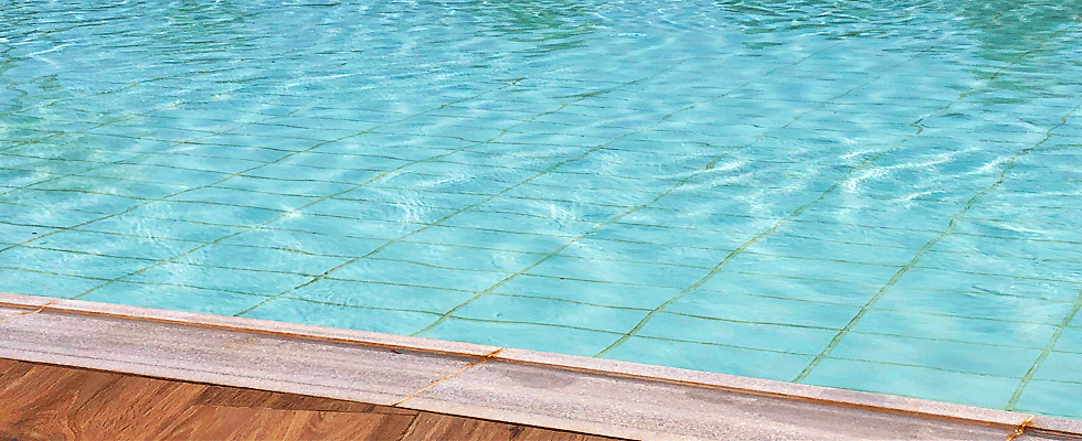 Schwimmhalle Anton-Saefkow-Platz in Berlin