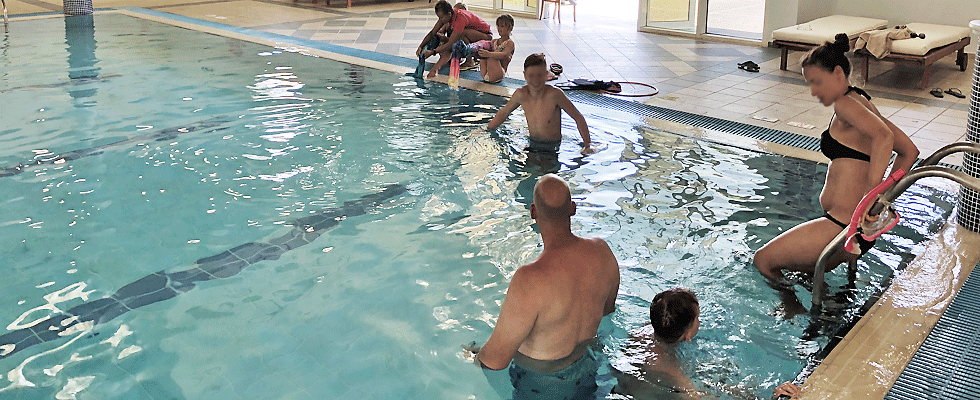 Schwimmhalle Sewanstraße in Berlin